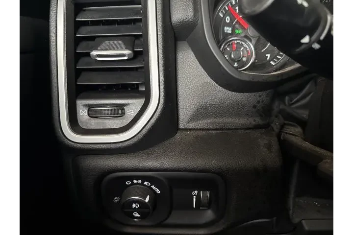 $32762 : Ram 1500 2023 4x2 Big Horn 4 image 10