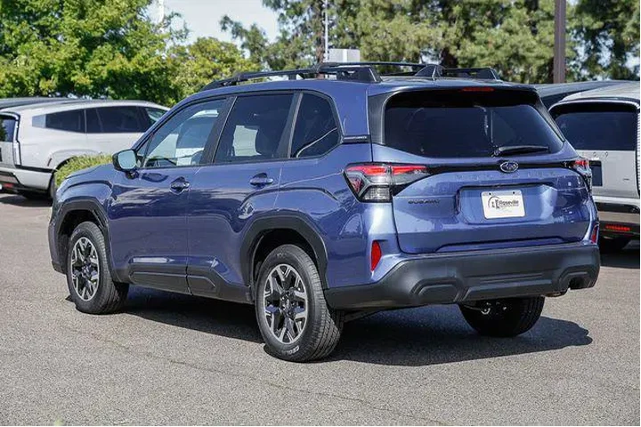 $32998 : Subaru Forester 2026 AWD Pre image 2