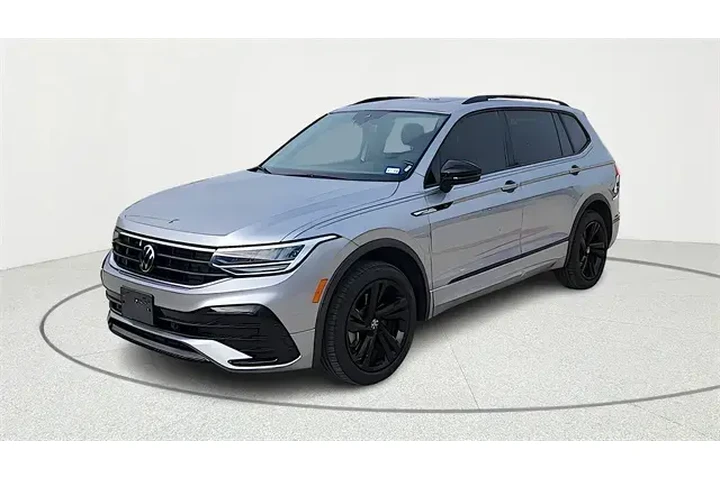 $26501 : Volkswagen Tiguan 2024 SE R- image 3