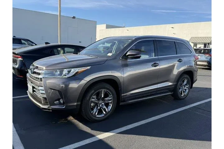 $31988 : Toyota Highlander Hybrid 201 image 3
