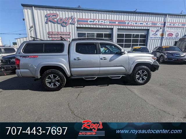 $27995 : 2017 Tacoma SR V6 4WD Truck image 2