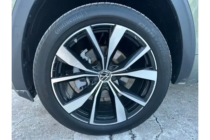 $39990 : Volkswagen Atlas Cross Sport image 10