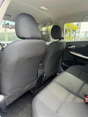 $8500 : Toyota Corolla SPORT 2010 image 1