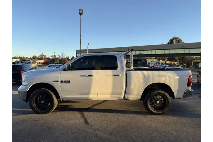 $13850 : 2016 RAM 1500 Big Horn image 4