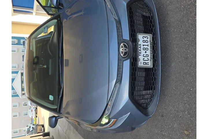 $16990 : Toyota Corolla 2022 LE 4dr S image 1