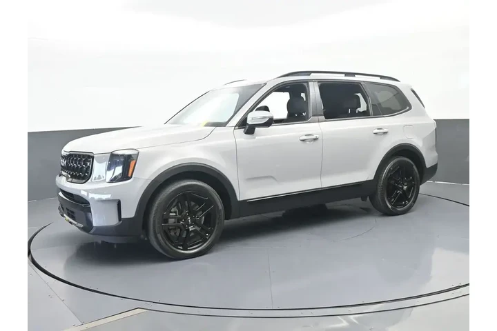$37989 : Kia Telluride 2024 AWD EX 4d image 2