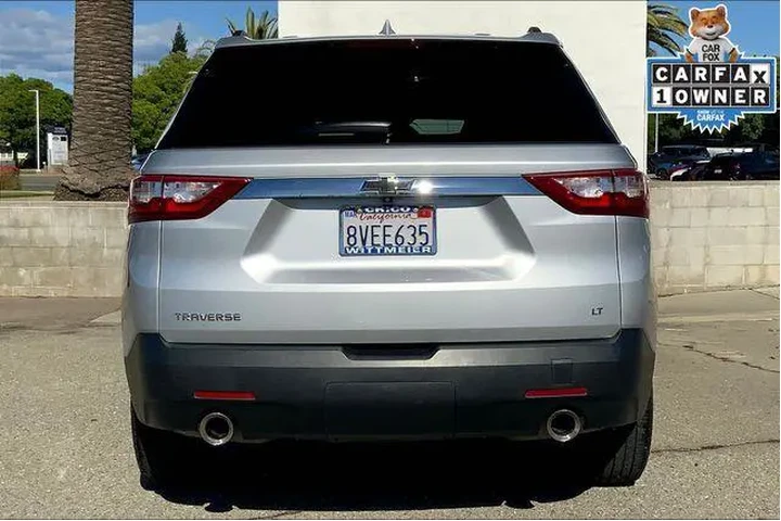 $19985 : Chevrolet Traverse 2021 LT C image 4