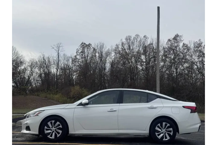 $9999 : 2019 Altima 2.5 S image 5