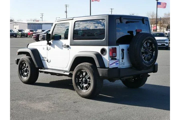 $11987 : Jeep Wrangler 2016 4x4 Sport image 6