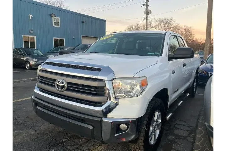$17500 : 2014 Tundra image 4