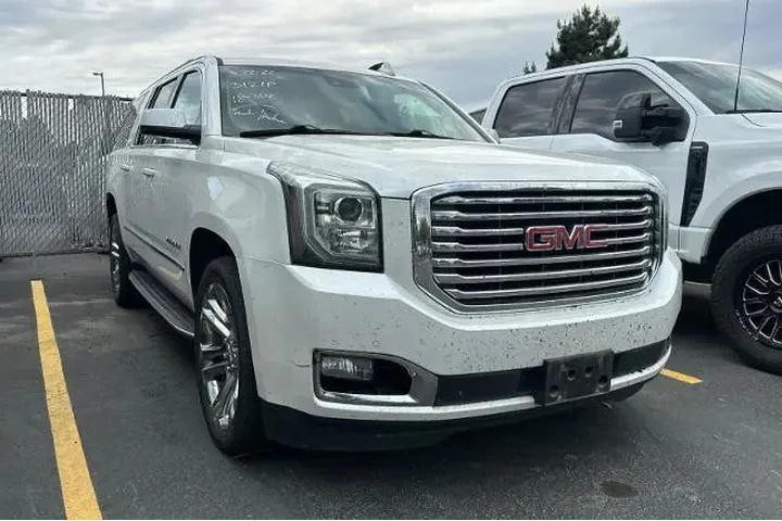 $24995 : GMC Yukon XL 2018 4x4 SLT 4d image 3