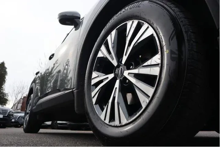 $22375 : Nissan Rogue 2022 AWD SV 4dr image 10