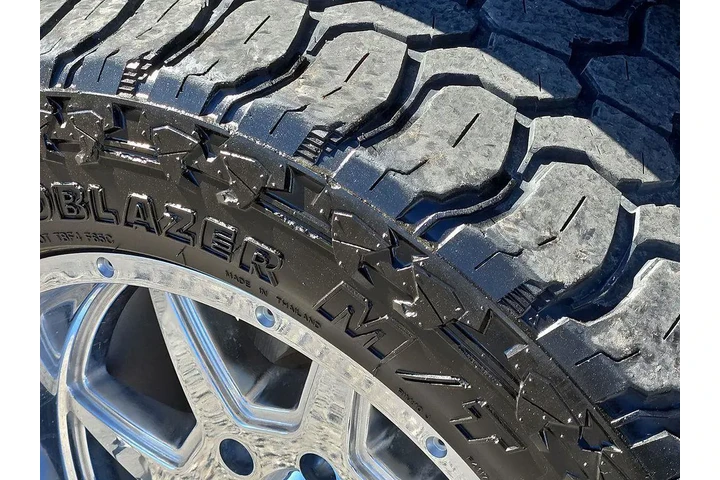 $39995 : GMC Sierra 2500HD 2019 4x4 D image 9