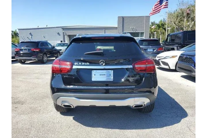 Mercedes-Benz GLA 2020 GLA 2 image 5