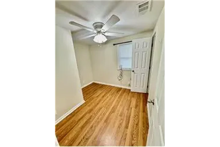 $1750 : Rental property with 3 bedro image 10