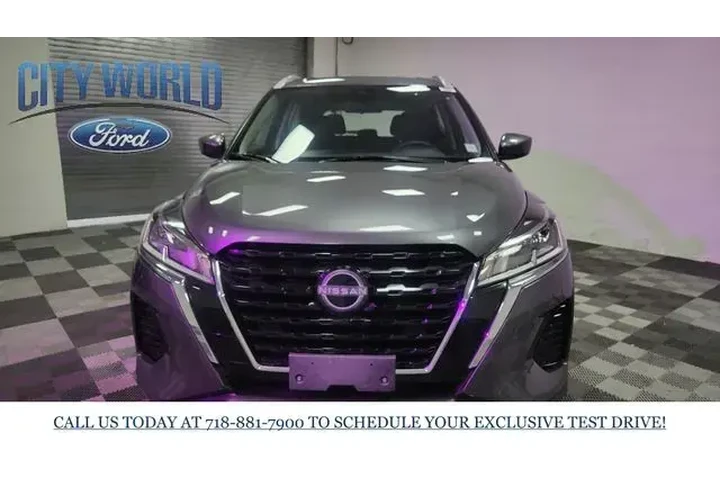 $17994 : Nissan Kicks 2024 SV 4dr Cro image 3