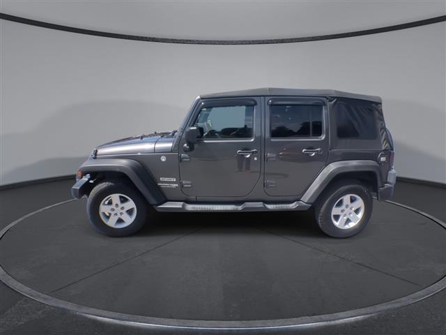 $22500 : PRE-OWNED 2018 JEEP WRANGLER image 5