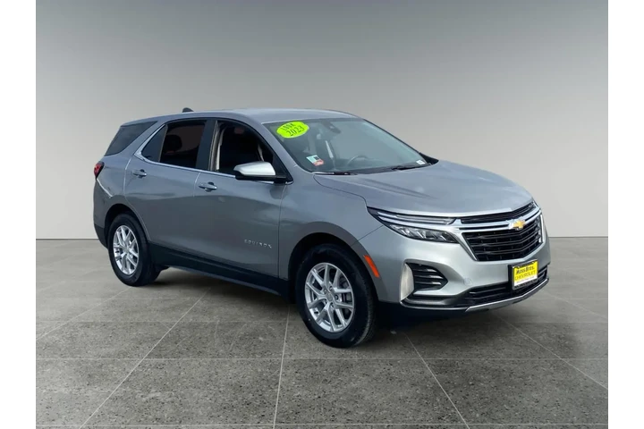 $21700 : Chevrolet Equinox 2023 LT 4d image 2