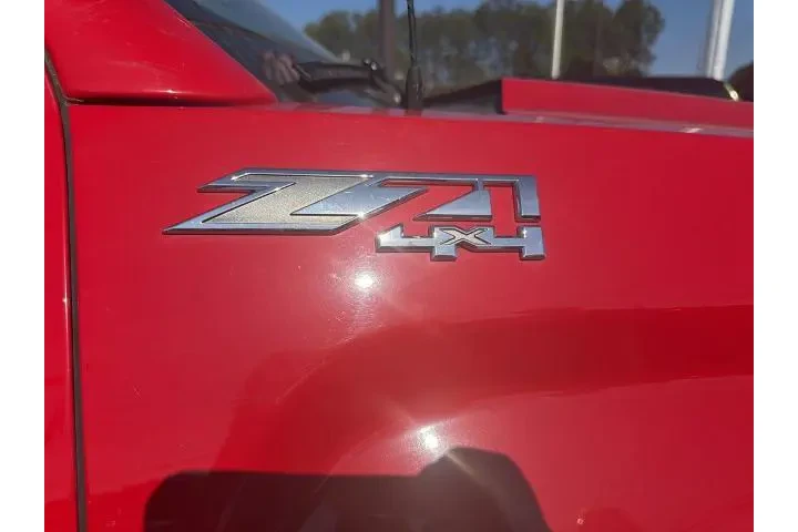 $27316 : GMC Sierra 1500 2017 4x4 SLE image 7