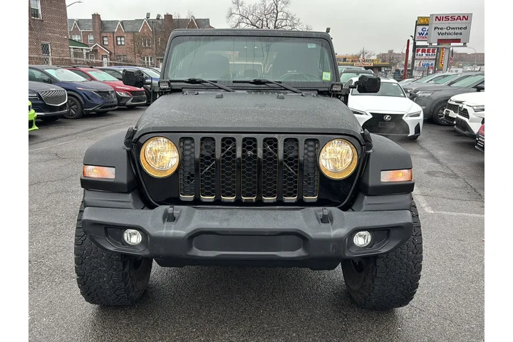 $20990 : Jeep Gladiator 2020 4x4 Spor image 3