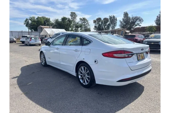 $12999 : 2017 Fusion Hybrid SE image 8