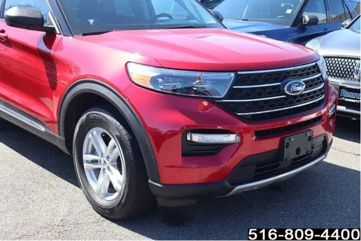 $30947 : Ford Explorer 2022 AWD XLT 4 image 2