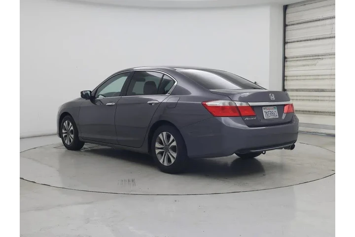 $17998 : Honda Accord 2015 LX 4dr Sed image 2