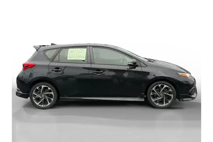 $16994 : Toyota Corolla iM 2017 4dr H image 6