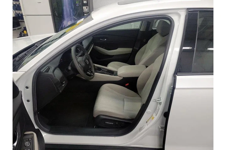 $30998 : Honda Accord 2025 SE 4dr Sed image 10