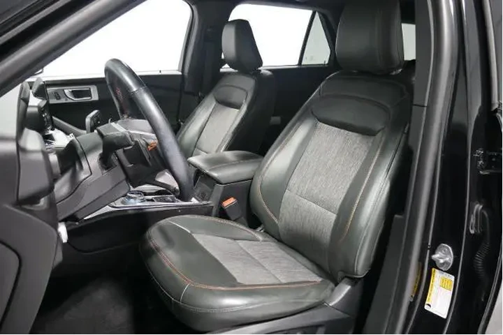 $35000 : Ford Explorer 2023 AWD Timbe image 10