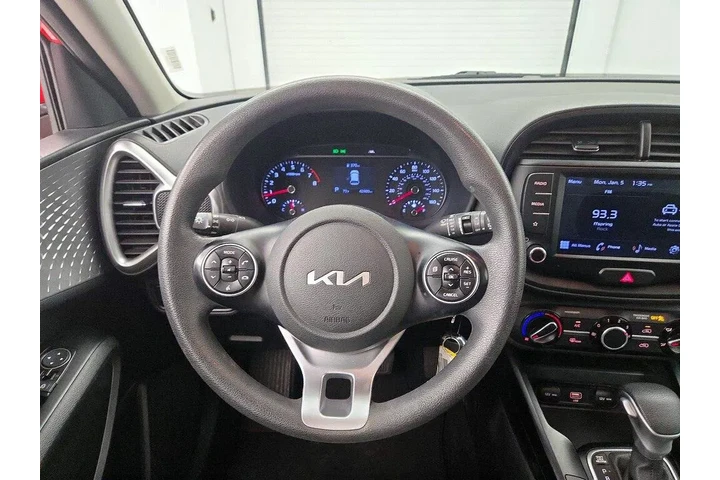 $15998 : Kia Soul 2022 LX 4dr Crossov image 10