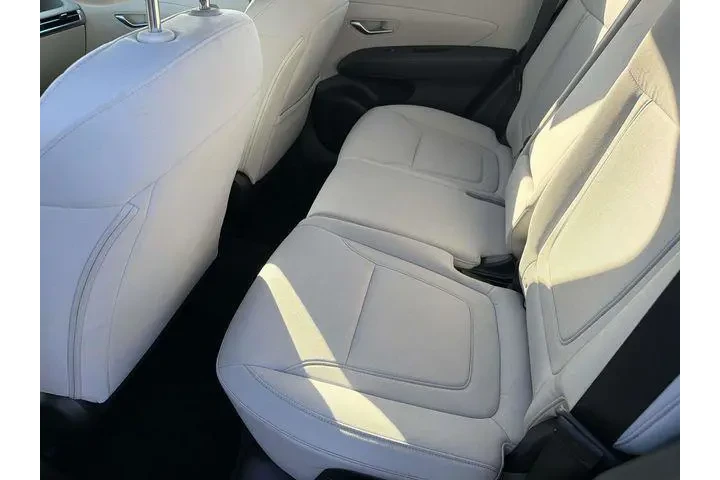 $24990 : Hyundai TUCSON 2025 SE 4dr S image 8