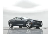 $26200 : Chevrolet Camaro 2023 LT 2dr thumbnail