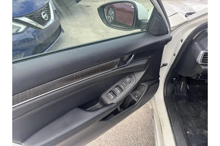 $12797 : 2018 Accord EX image 10