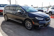 $42087 : 2024 Pacifica Hybrid Pinnacle thumbnail