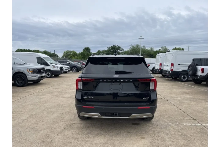 $35659 : Ford Explorer 2025 AWD Activ image 2