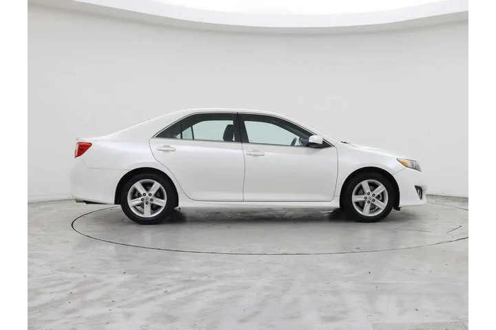 $13998 : Toyota Camry 2014 SE 4dr Sed image 7