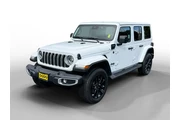 Jeep Wrangler 2025 4x4 Backc