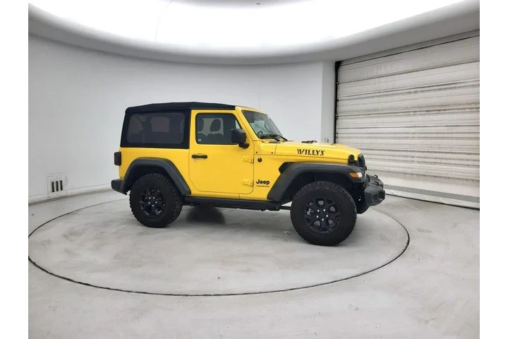 $28998 : Jeep Wrangler 2021 4x4 Willy image 4