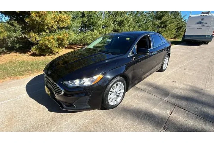 $17683 : Ford Fusion 2020 SE 4dr Seda image 1