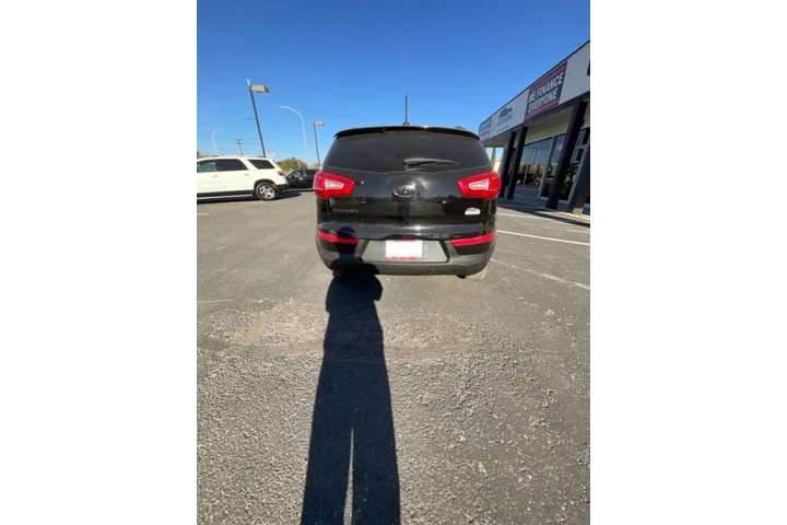 2012 Sportage image 4