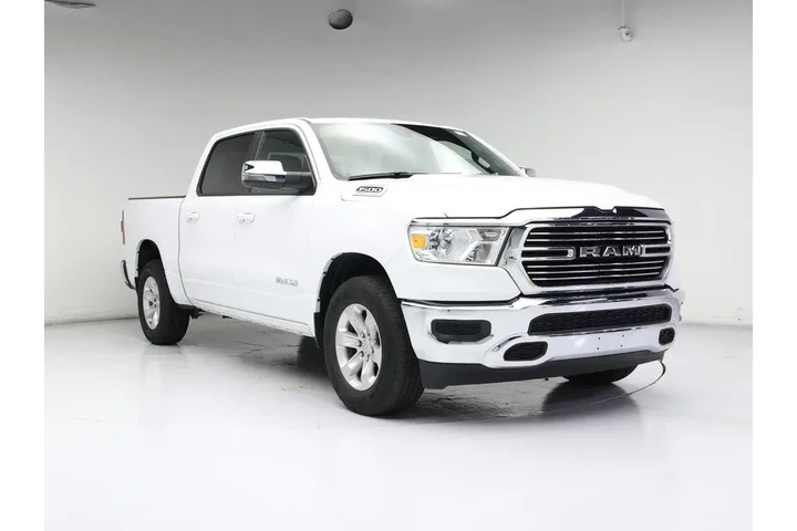 $32998 : Ram 1500 2024 4x2 Laramie 4d image 1
