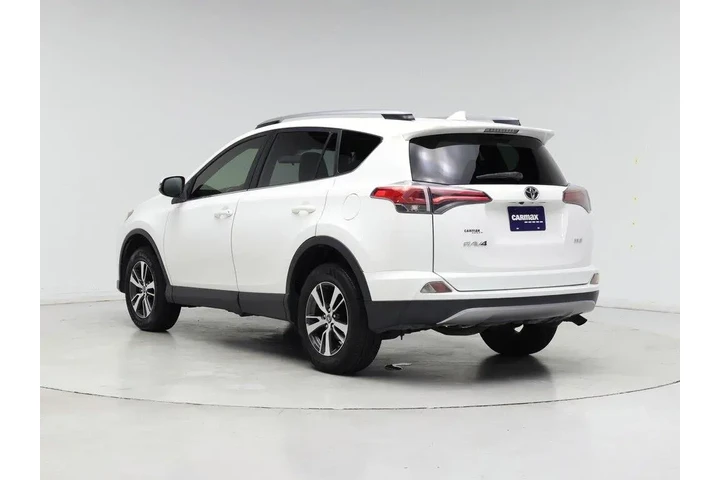 $16998 : Toyota RAV4 2018 XLE 4dr SUV image 2