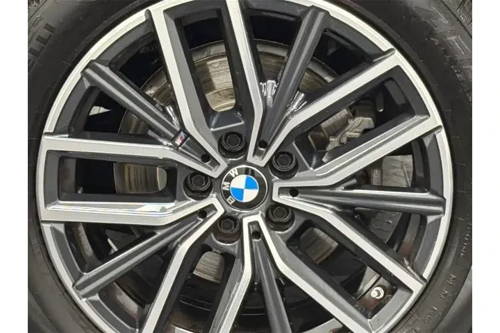 $33000 : BMW X1 2023 AWD xDrive28i 4d image 5