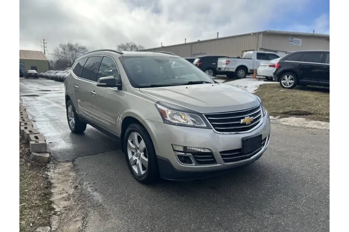 $7490 : 2015 Traverse LTZ image 9