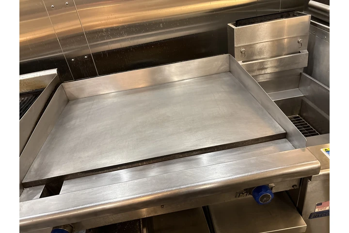 Commercial & Residential Clean image 1