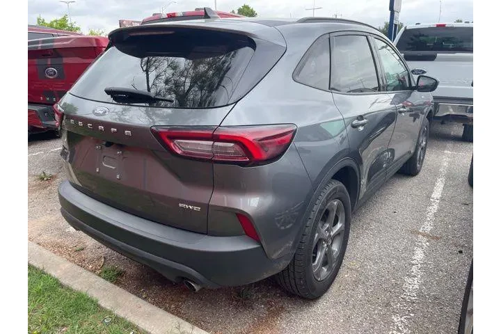 $23800 : Ford Escape 2025 AWD ST-Line image 6
