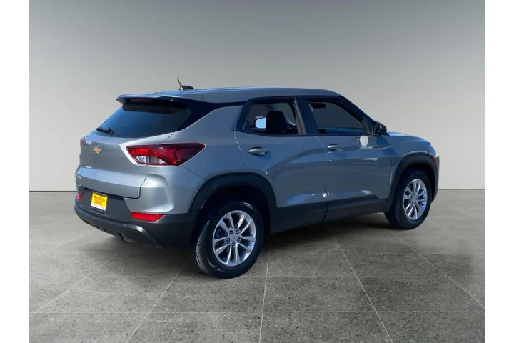 $27405 : Chevrolet Trailblazer 2024 L image 5