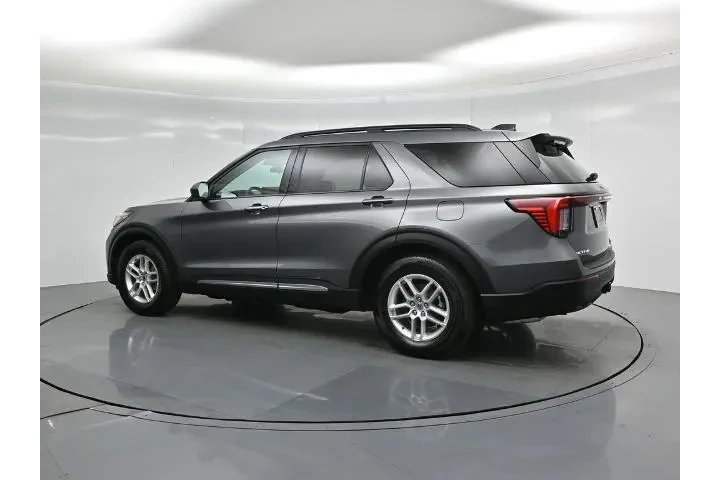 $35012 : Ford Explorer 2025 Active 4d image 7