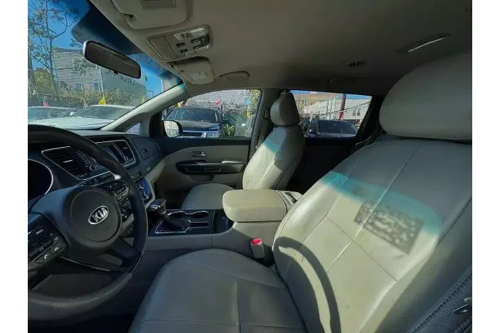 2020 KIA SEDONA2020 KIA SEDONA image 6